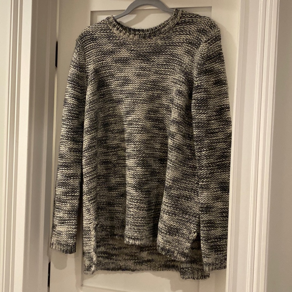 Black and gray Ann Taylor super soft sweater